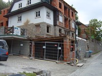 Podchycení rohu objektu novou konstrukcí